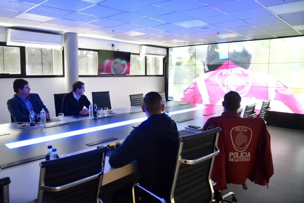 9990d610-f4fd-4f38-9ed7-c537dddabc9d