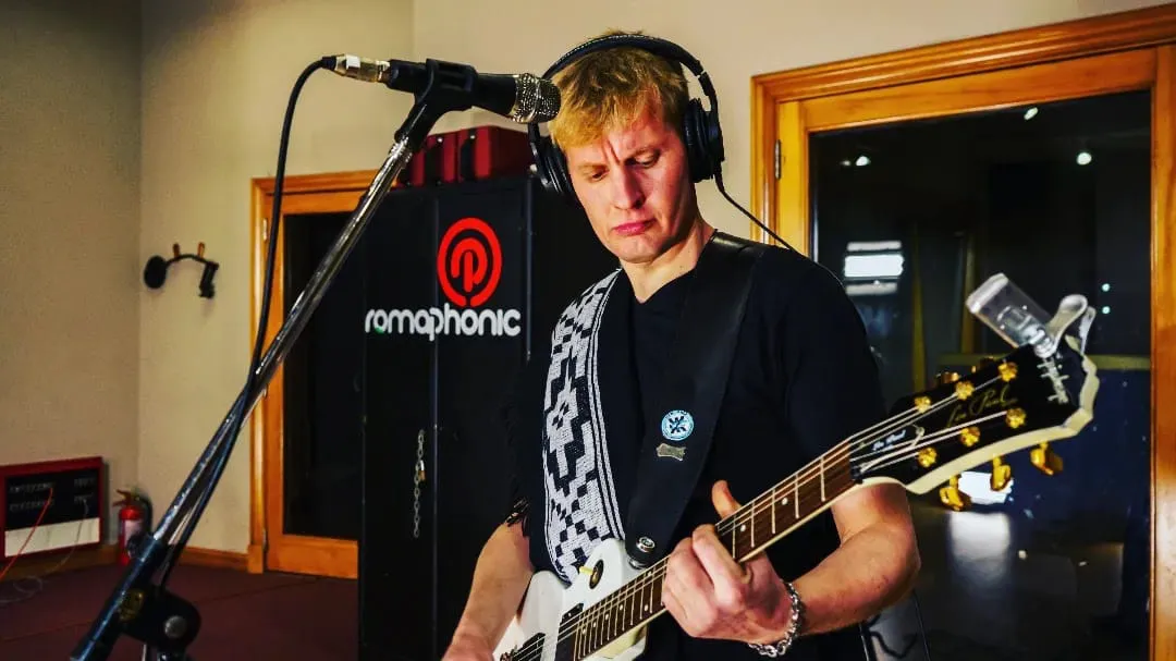 1e4114e8-db0a-45fa-a815-23ea98eacbe4