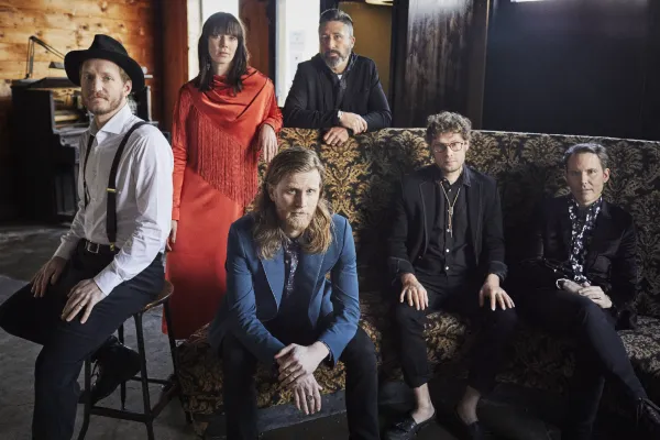 63fe22ef479a711694c9415b_230620 21 THE LUMINEERS 600X400