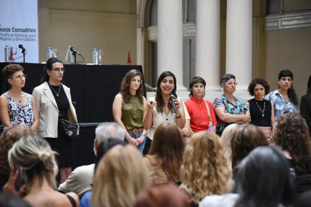 f530cd7b-2d62-428f-af90-75bf56cc2b0f