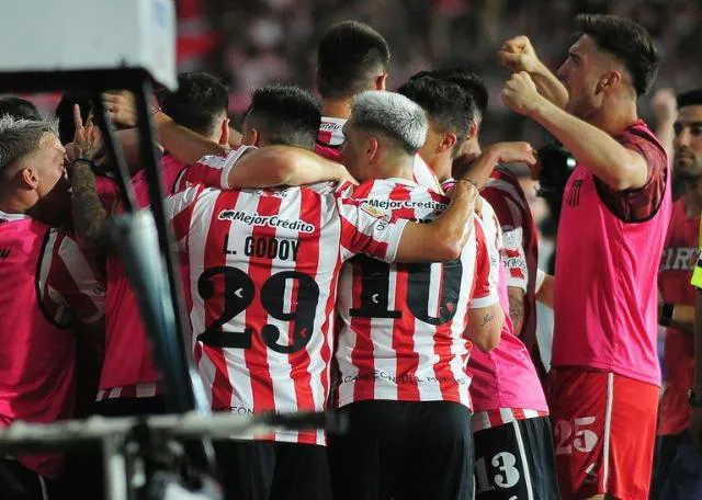 b37a28a01553aaff1e4949bb543aa15c