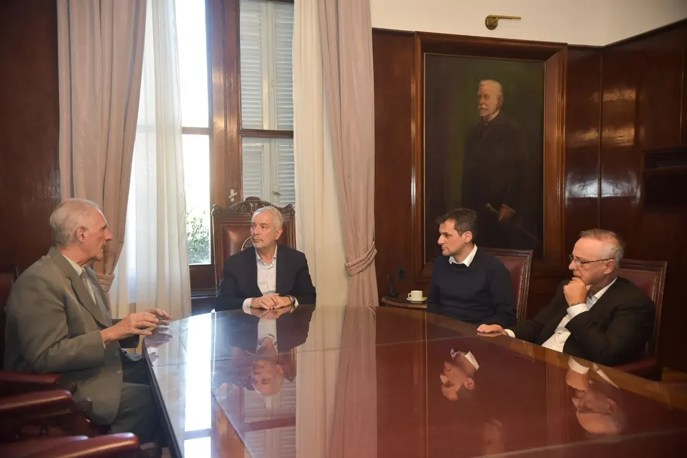 b4e84c96-2a2e-4db0-9f7e-5f0ec2f89611