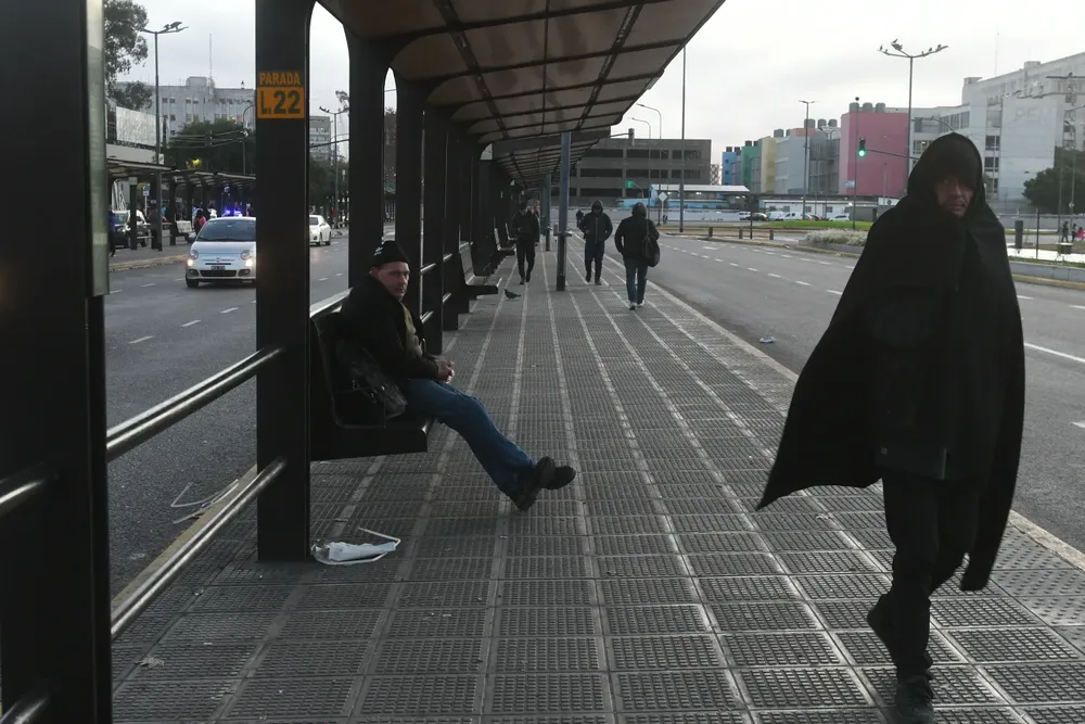 07-07-2023_retiro_subtes_colapsados_una_alta