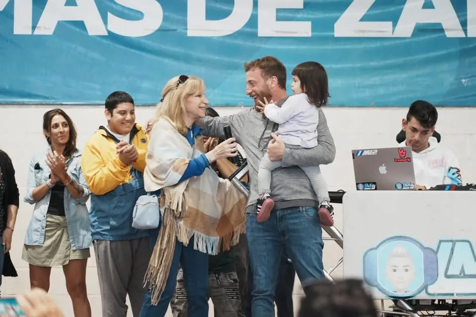 2c034615-2b6b-45ea-96d3-596aa2fce7c9