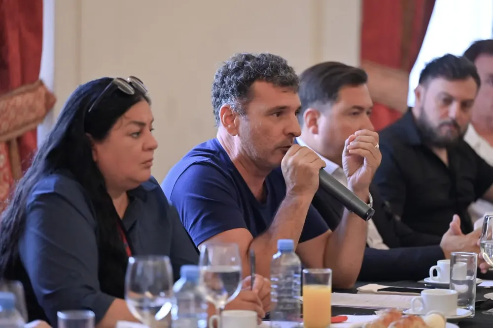 456eb96e-d69a-4b0a-a6d2-bd286f1ba64c