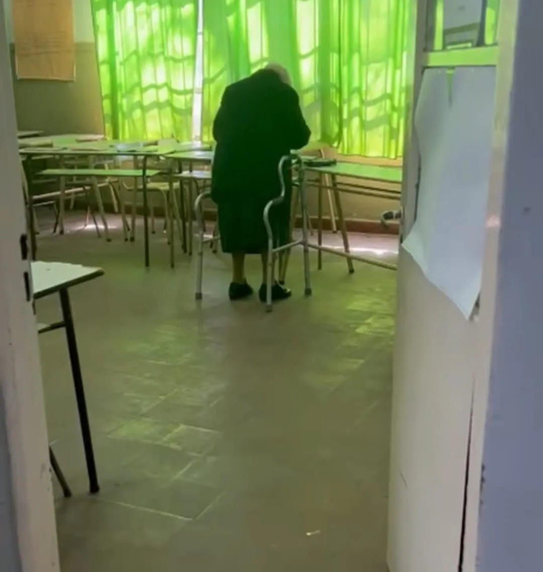 16 a
