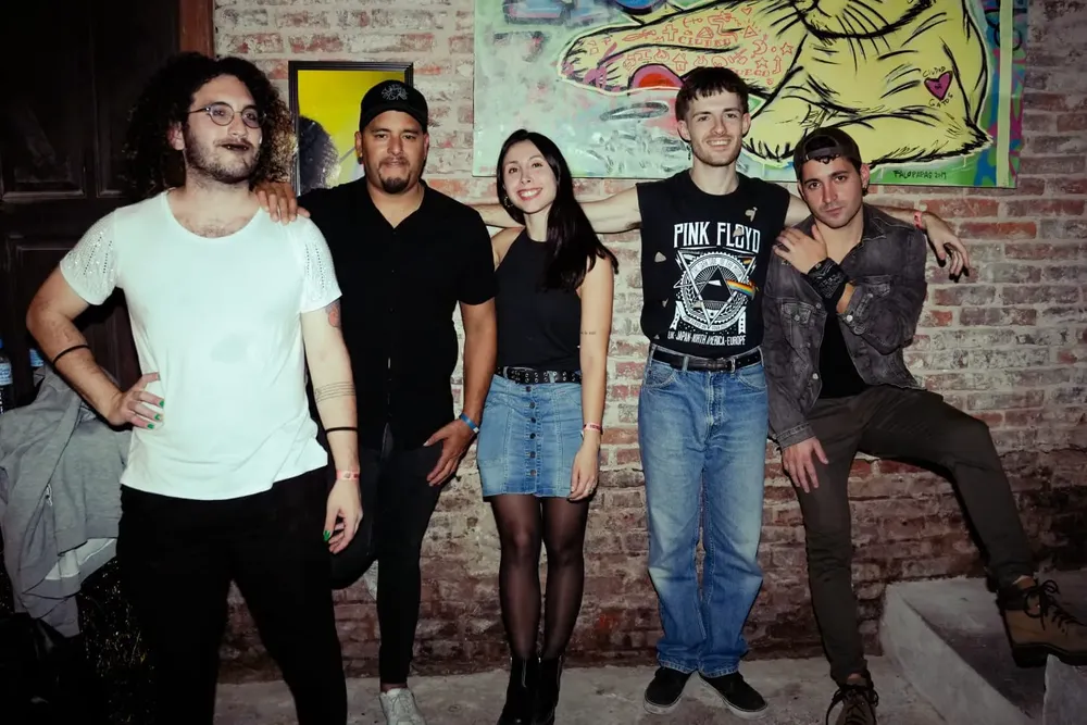 e967caf2-c1ea-4b71-aa79-40fd4648a985