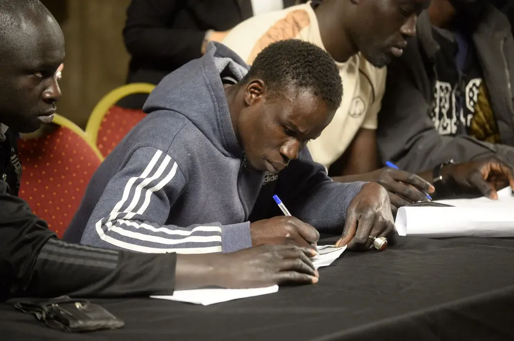 b2fbfc45-3015-4d5d-8d6e-b42699301917