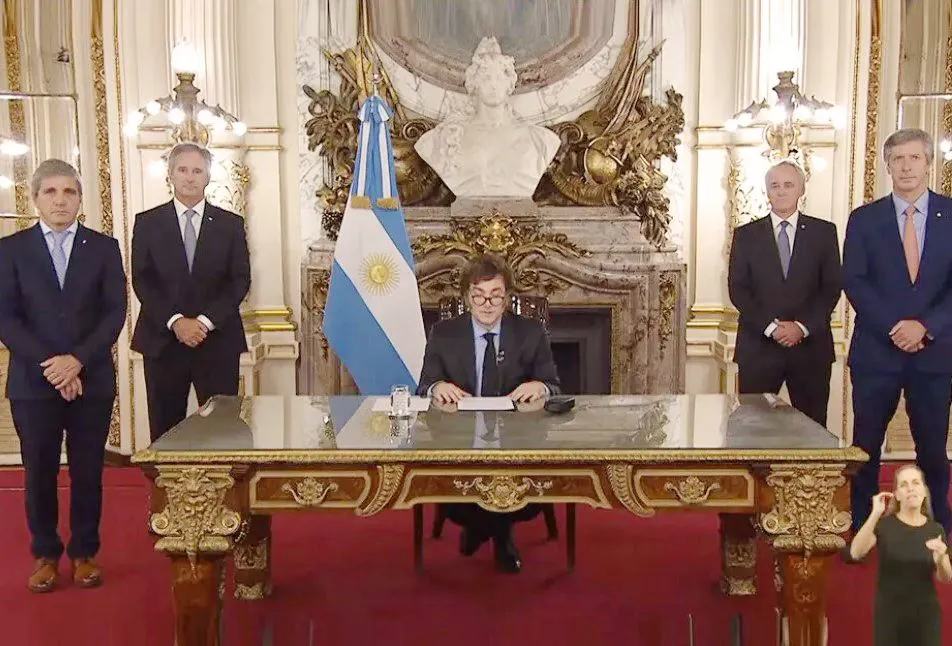 Captura de pantalla 2024-04-22 221543