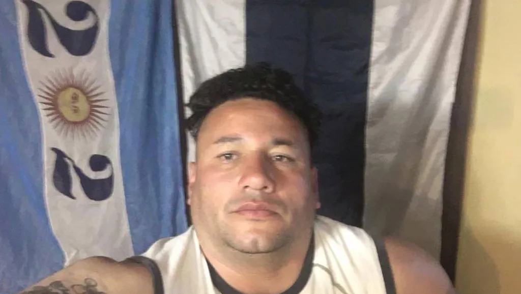 0dc79ec9-b036-41fa-b582-c07d38897886