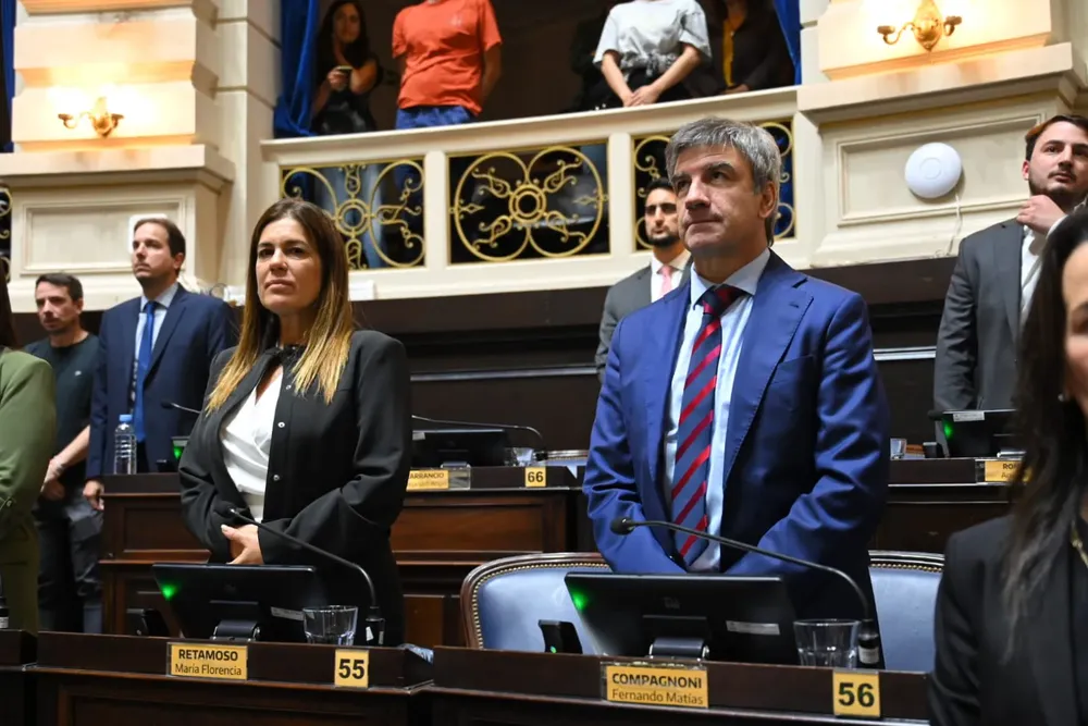 ce6a74b2-304a-42e1-b93f-844ed885a560