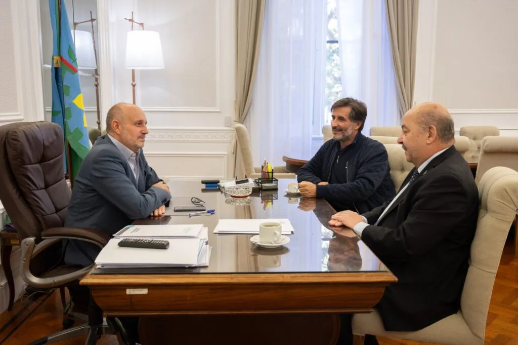 0f2a6393-e678-4295-9c3a-ad8ec28eccd0