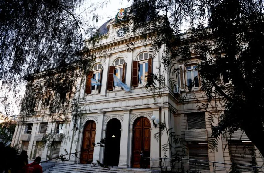 fdad717b-c13a-48b2-a112-eeee79310efa