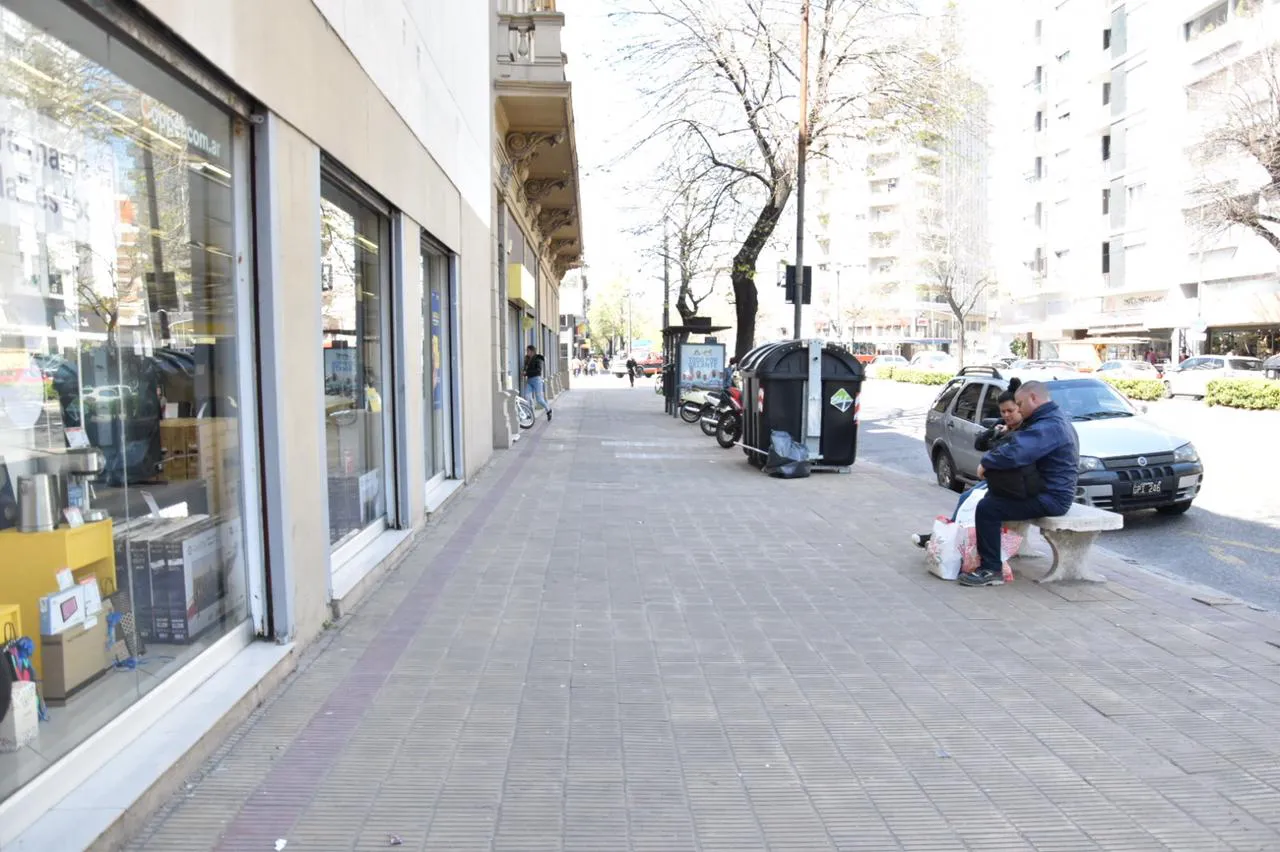 c9a76823-1d79-4dc6-91e1-d0b235adc23c