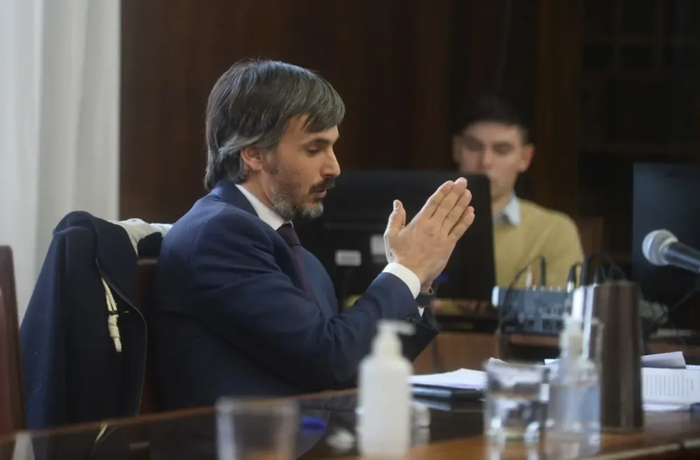 7c3fd477-7a99-42bc-9cdf-2b501cd75712