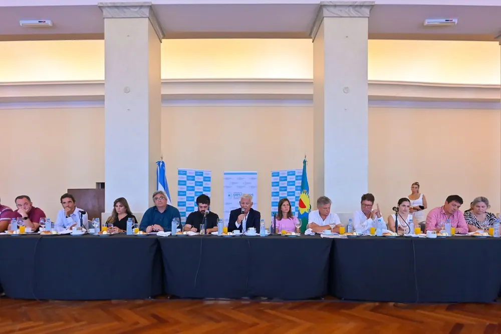 c592b955-0ba3-47a4-9979-11ee059770bd