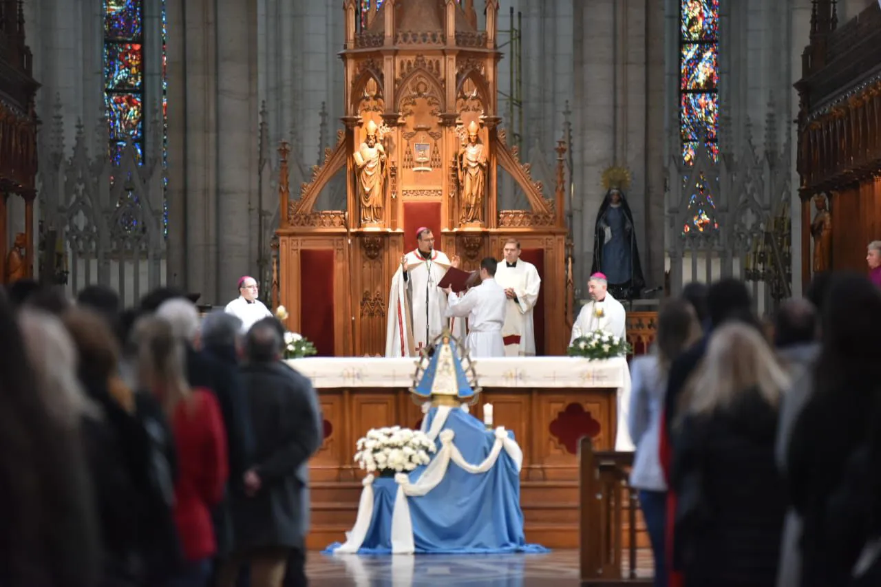 b09bd379-08b9-40f1-a31f-2536c7787b73