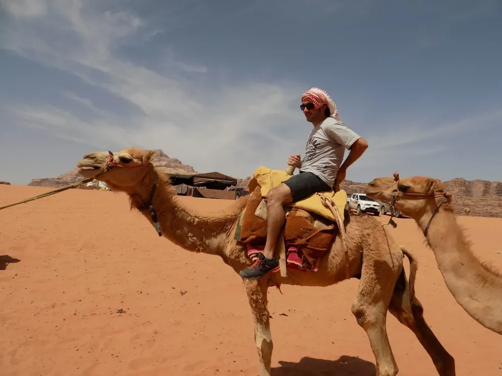 6e98ccfa-5fc9-4a61-b1ea-118e6cda853d