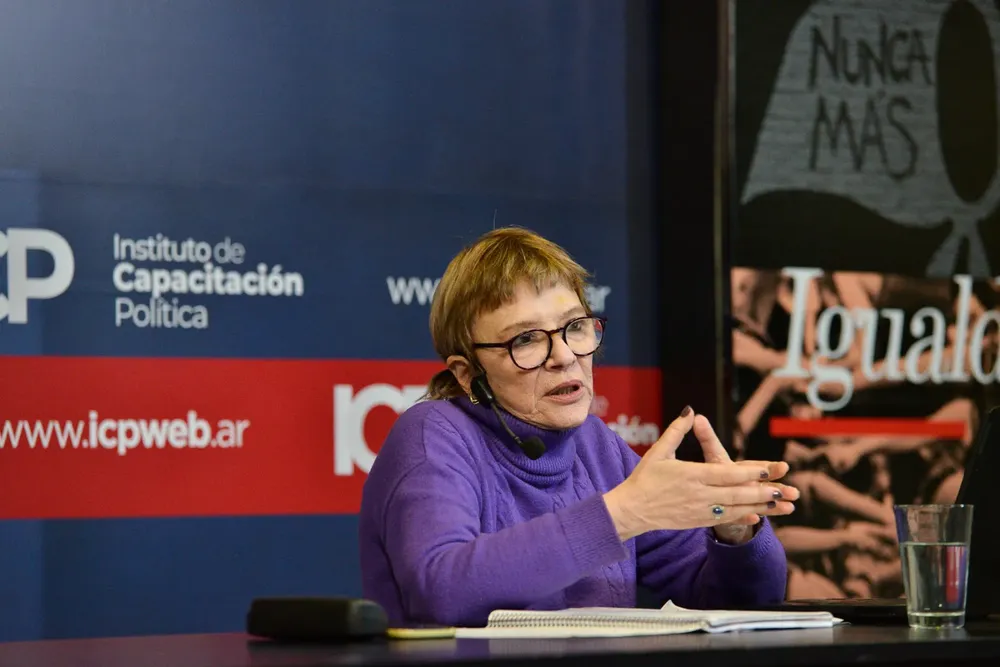 7f198d23-ced8-4866-9573-63e0cd9997e7