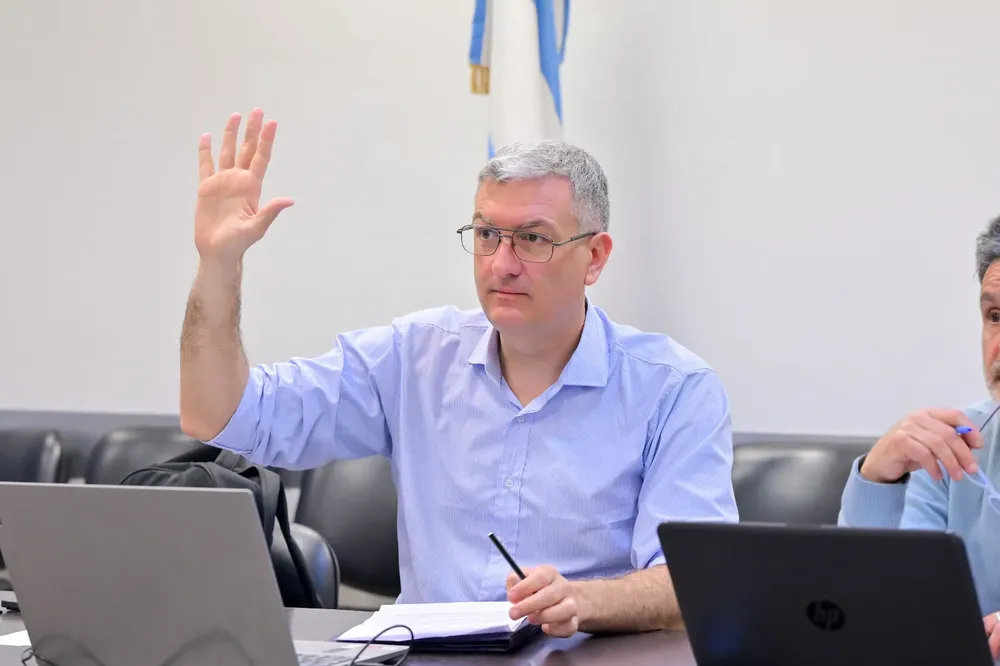 8b555497-707d-4daf-914d-782eb426d7d5