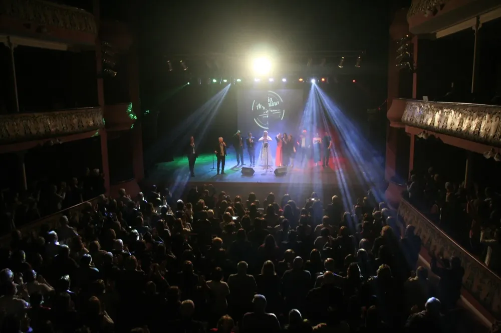 6b520cb2-aaf3-44da-9a5e-affa479aab98