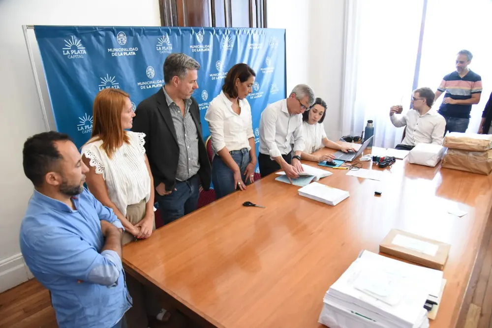 e3645590-e797-4121-8390-d84cd9d43167