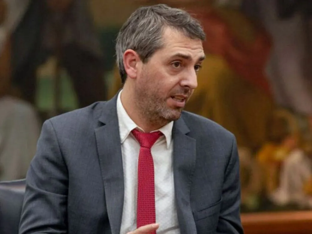 guillermo-hang-1757755