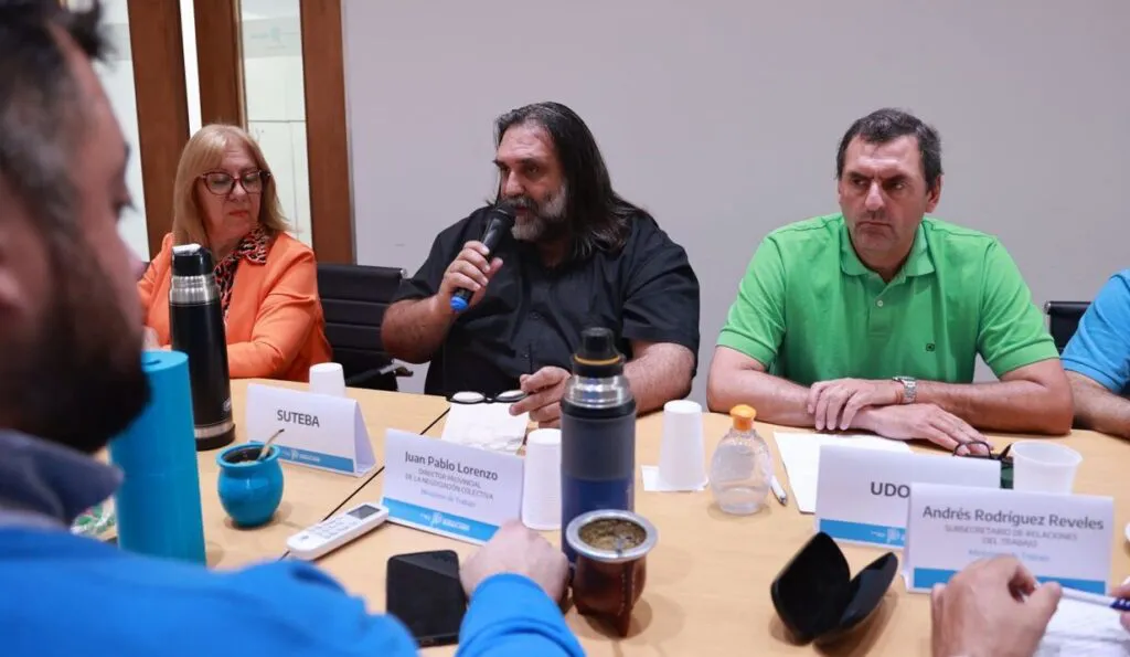 b6abcaf1-568e-47d5-9d9d-ab830ee5e553